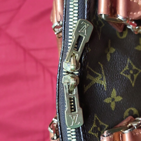 ππHOST PICK ππ  π― Authentic Louis Vuitton Alma ***FINAL PRICE*** - Picture 6 of 15